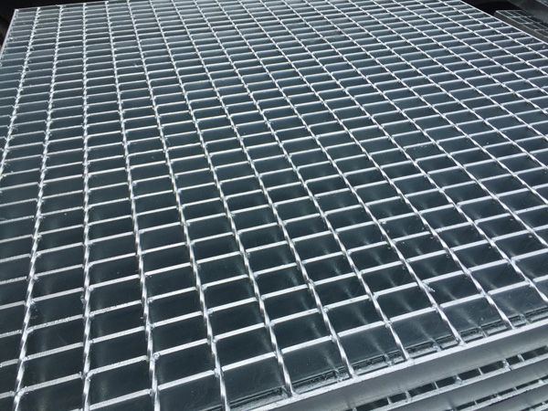 热镀锌钢格栅板